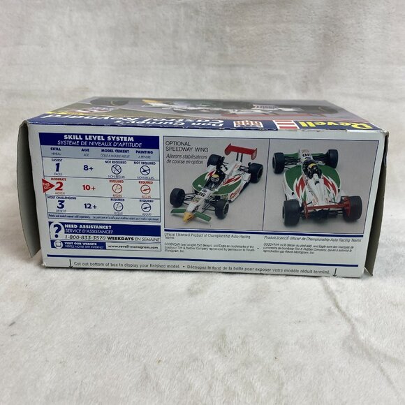 1999 REVELL DAN GURNEY'S CASTROL REYNARD RACE CAR PLASTIC MODEL KIT 1/25 SCALE - Picture 3 of 16